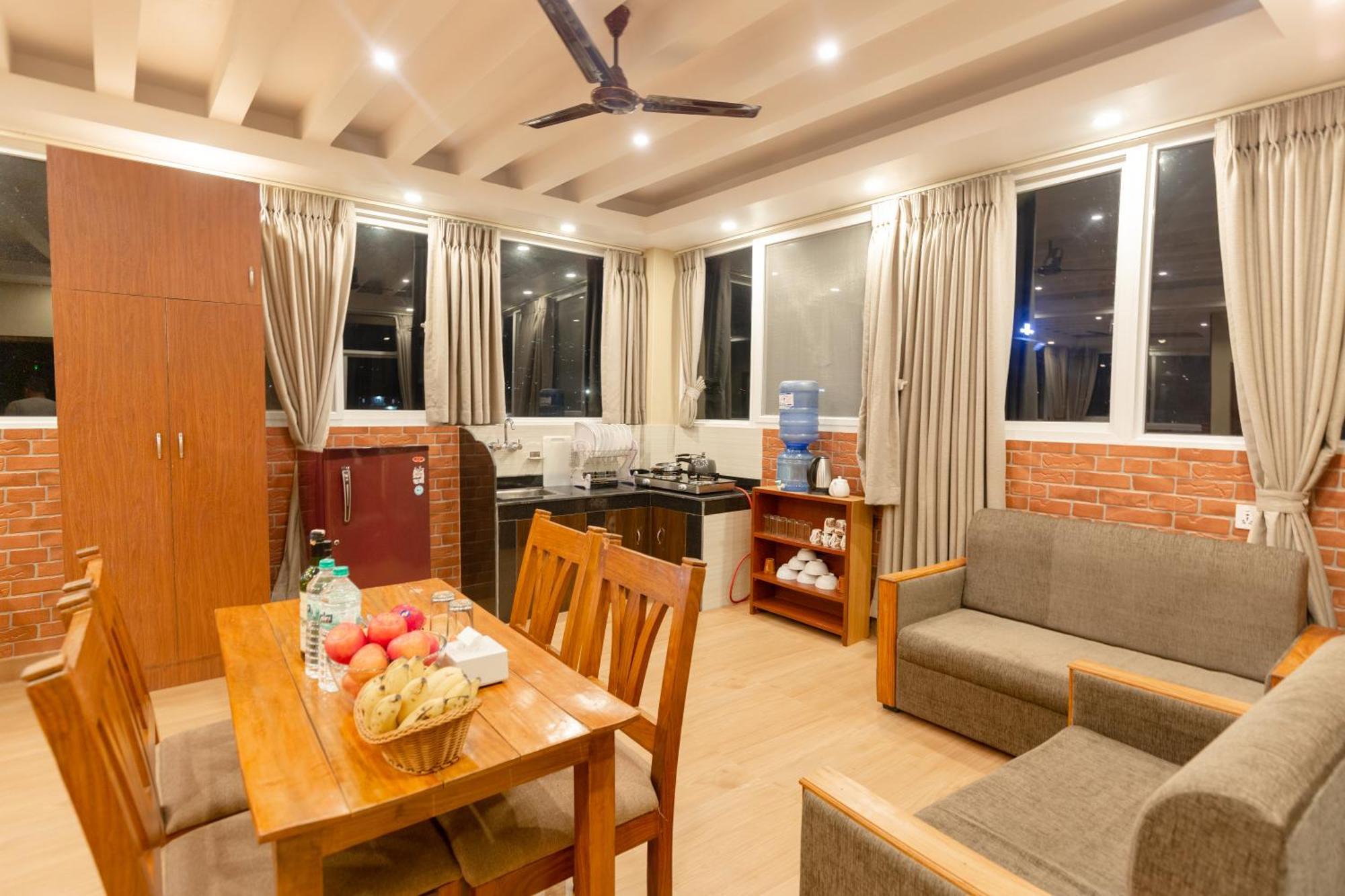 Paradise Boutique Hotel Pokhara Eksteriør bilde
